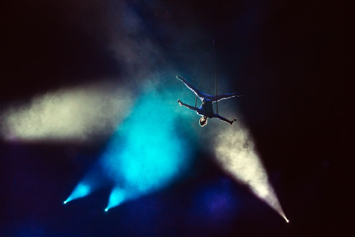 Akrobatikus előadás