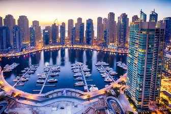 Dubai Marina jachtkikötő